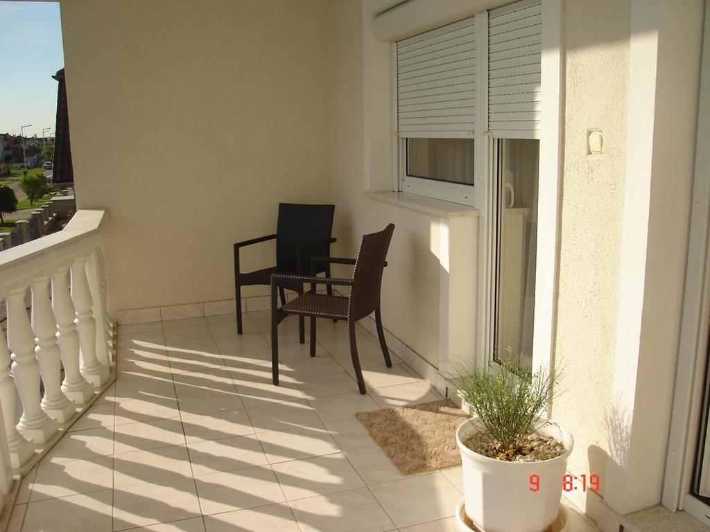 Csabai Vendeghaz Hotel Buk Room photo